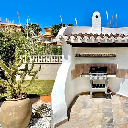 Beachside Villa, 50m To Beach, Private Garden, Bbq, Ac, Free Wifi And Parking * Денія