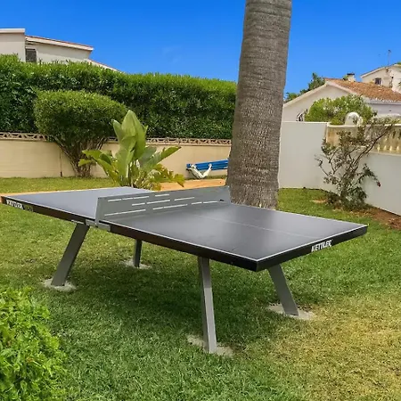 Beachside Villa, 50m To Beach, Private Garden, Bbq, Ac, Free Wifi And Parking Денія